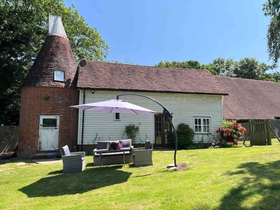 Beautiful 2 Bed Oast - 15 Acre Farm - Tunbridge Wells Villa Ngoại thất bức ảnh