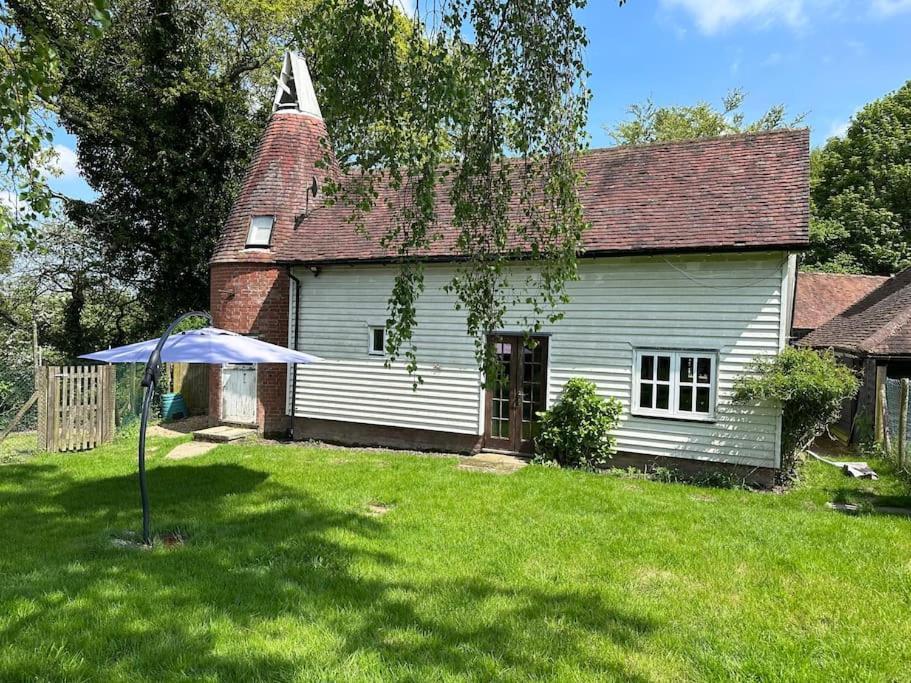 Beautiful 2 Bed Oast - 15 Acre Farm - Tunbridge Wells Villa Ngoại thất bức ảnh